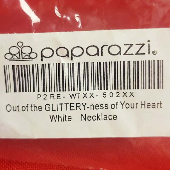 Paparazzi Earrings Necklace Set Out of the Glitteryness of Your Heart White - Picture 10 of 11